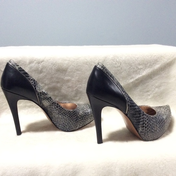 🐞 BCBGeneration Paeyton Pumps NWT - Picture 5 of 7